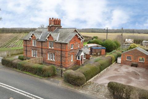 undefined, Runcorn Rd, Higher Walton WA4