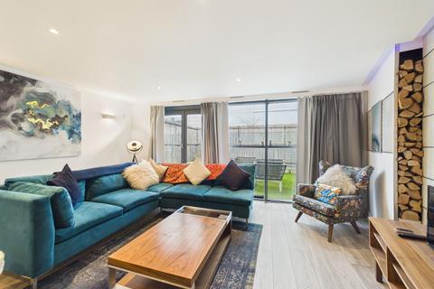 4 bedroom flat to rent, 15, Liverpool L3