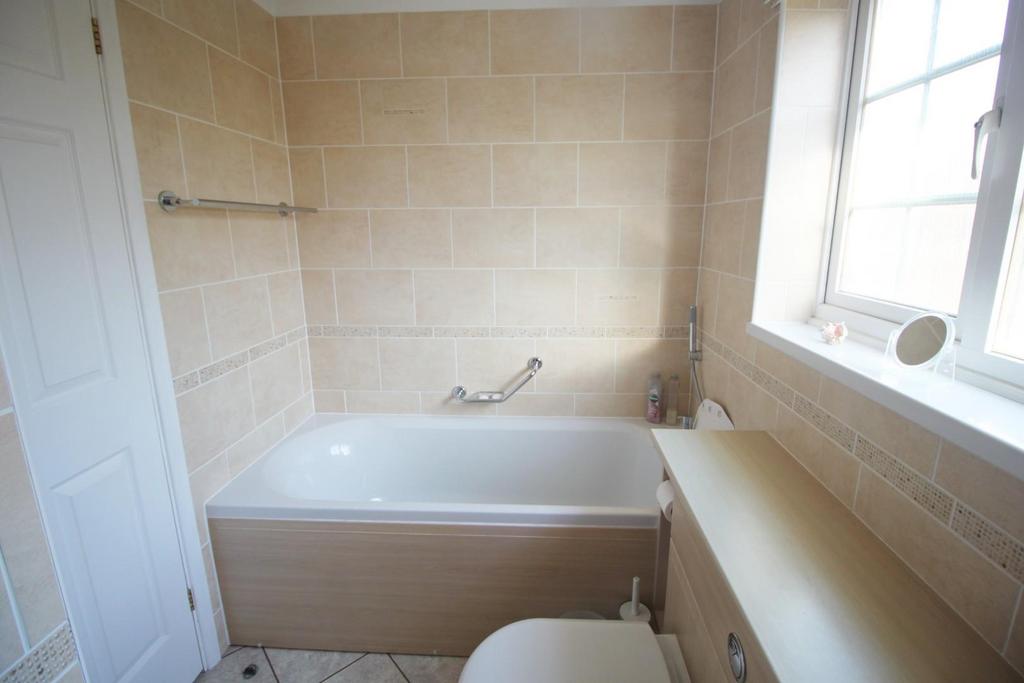 Bath 1.JPG