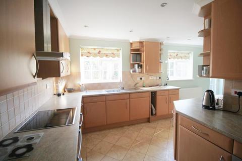 4 bedroom detached house for sale, Abbeyfields Close, Netley Abbey, Southampton