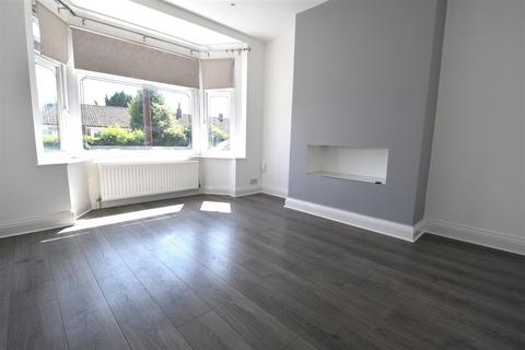 undefined, Queen Elizabeth Chase, Rochford