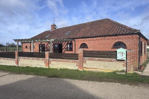 undefined, Oxwick NR21