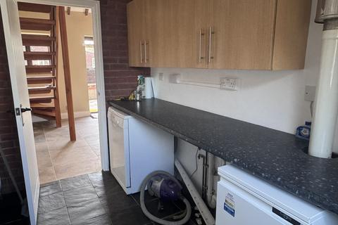 undefined, Oxwick NR21