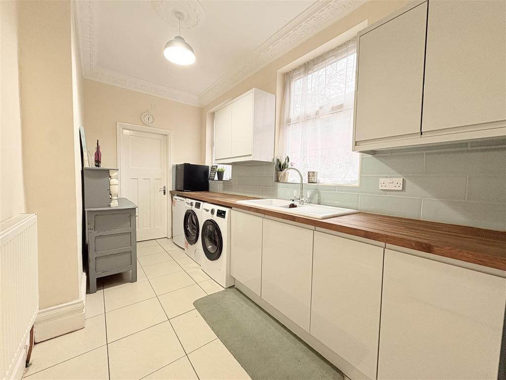 51 Alcester Road utility.jpg