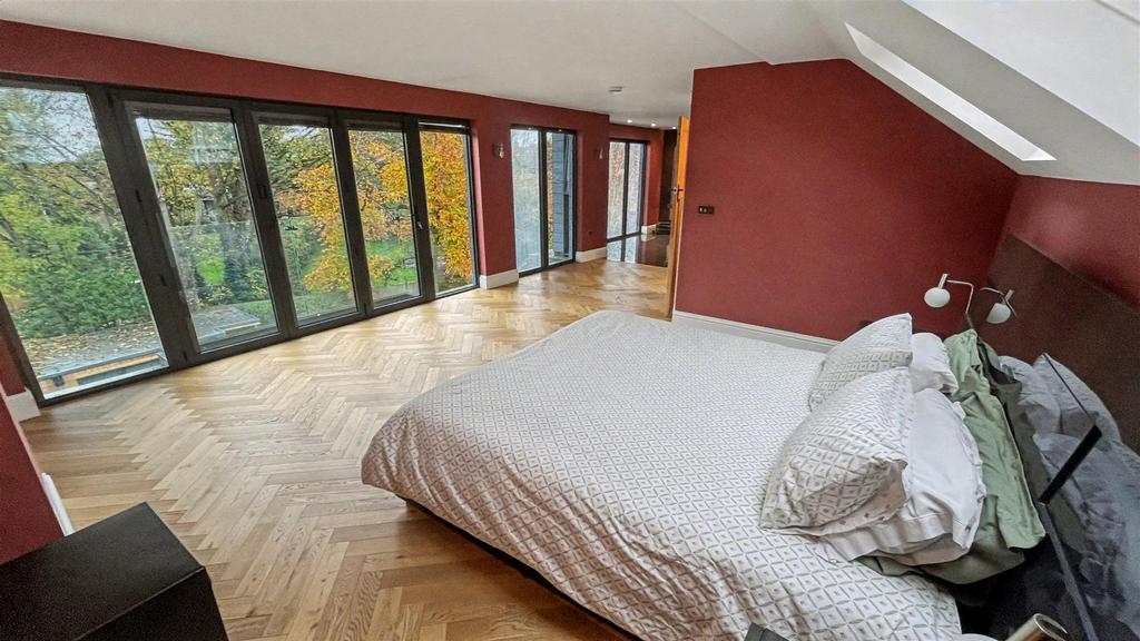 Top Floor Accommodation