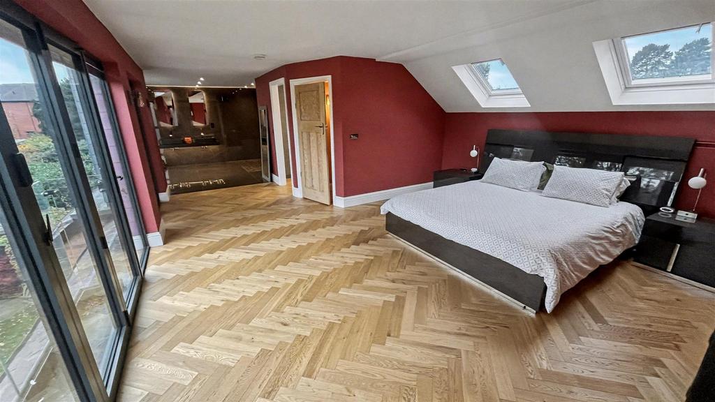 Top Floor Accommodation