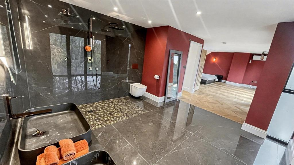 Top Floor Accommodation