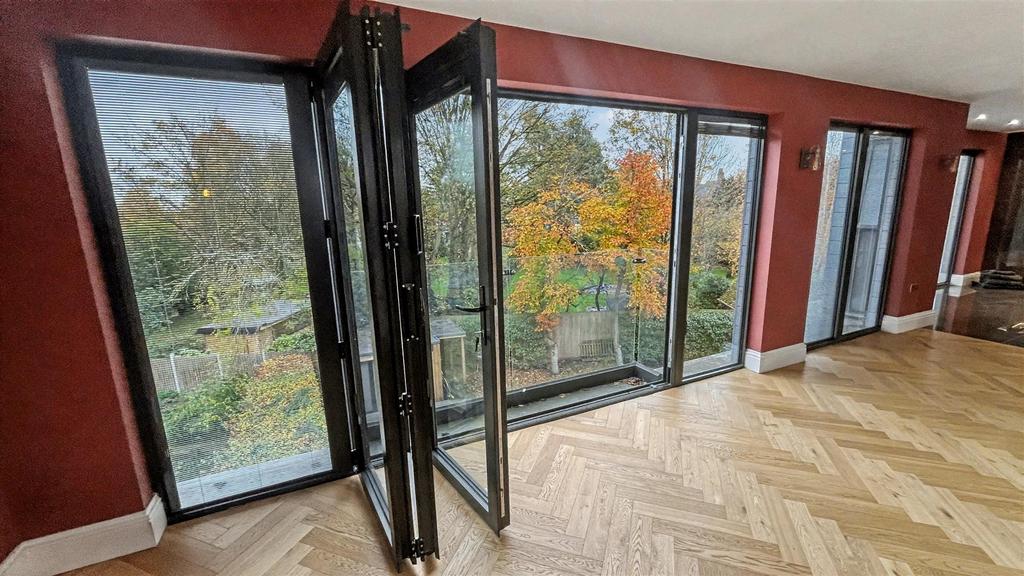 Top Floor Accommodation