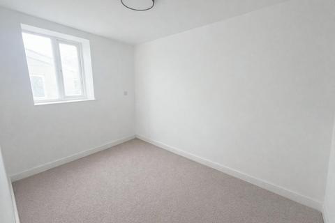 1 bedroom apartment to rent, Taff Embankment, Grangetown, Cardiff