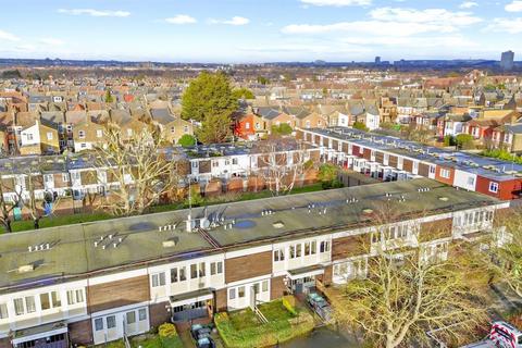 1 bedroom flat for sale, Willow Walk, Ben Tillett House Willow Walk, N15