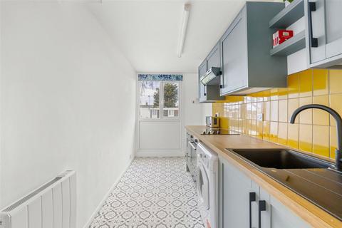1 bedroom flat for sale, Willow Walk, Ben Tillett House Willow Walk, N15