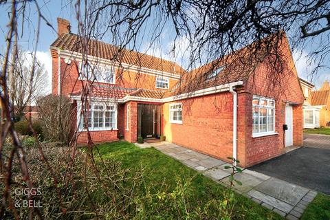 4 bedroom detached house for sale, Luton, Bedfordshire, LU2