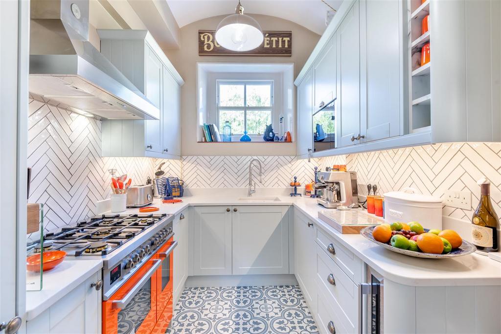 8648552-interior03.jpg