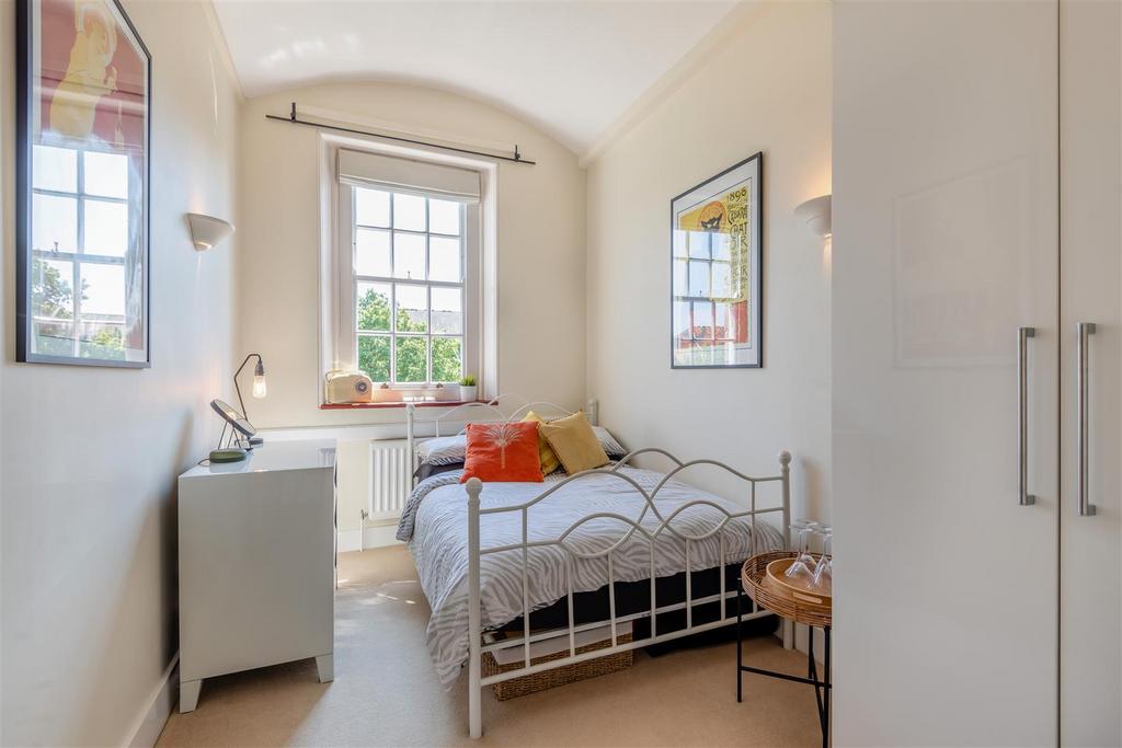 8648552-interior14.jpg