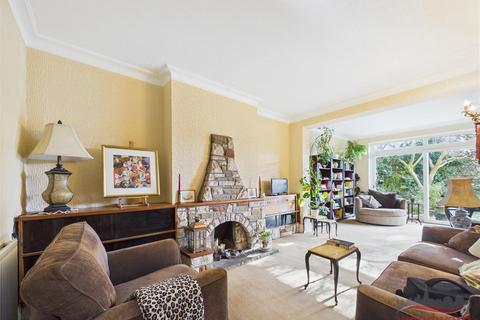 3 bedroom semi-detached house for sale, Priory Way, Harrow