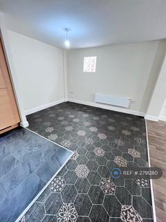 2 bedroom flat to rent, Lord St, Southport, PR9