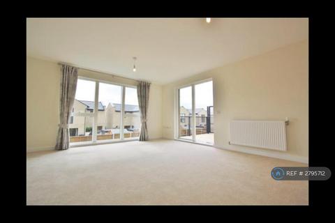 4 bedroom terraced house to rent, Harvest Road, Trumpington, Cambridge, CB2