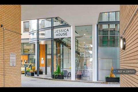 2 bedroom flat to rent, Wandsworth High Street, London, SW18