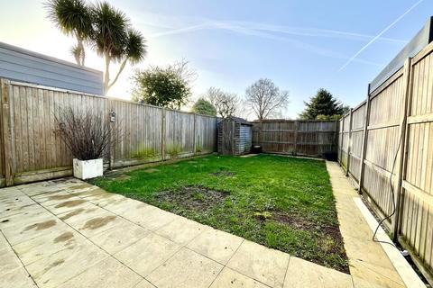 3 bedroom end of terrace house to rent, Roebuck Road, Chessington, Surrey. KT9 1JZ