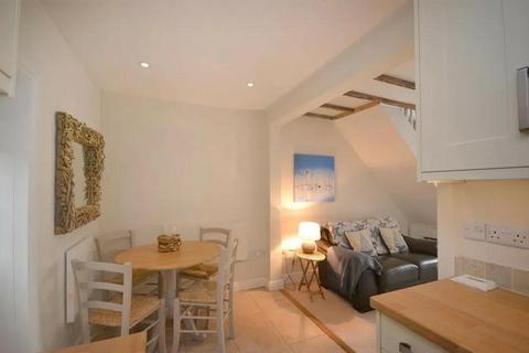 2 bedroom terraced house to rent, Brook Street, Slapton