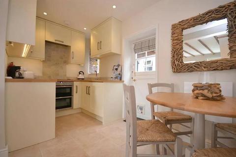 2 bedroom terraced house to rent, Brook Street, Slapton