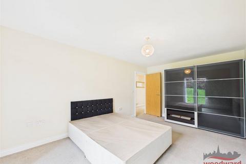 1 bedroom apartment for sale, Cottage Close, Harrow