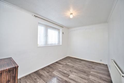 2 bedroom flat to rent, Clemence Street, Mile End, Poplar, London, London, E14