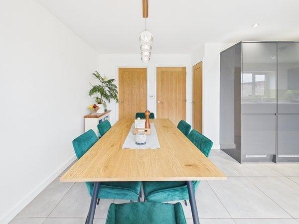 Open plan kitchen/diner