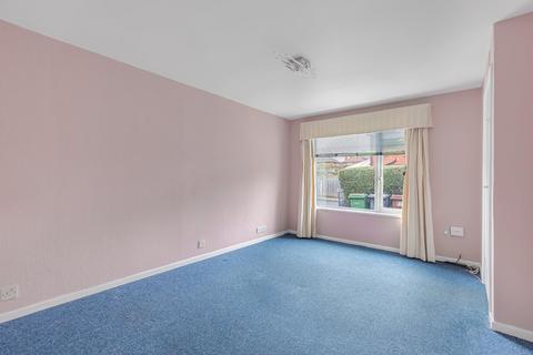 2 bedroom semi-detached house for sale, Oatlands Drive, Otley, West Yorkshire, LS21