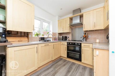 3 bedroom townhouse for sale, Nursery Court, Letchworth Garden City, SG6 4TS