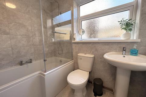 undefined, Oxford street, Pontypridd CF37