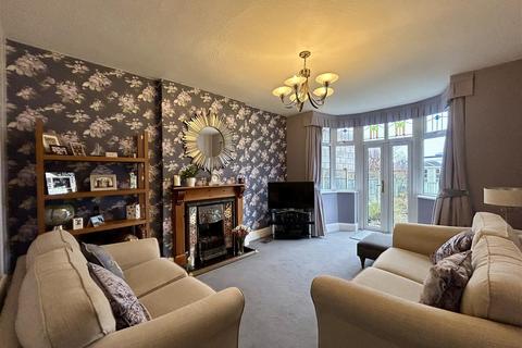 4 bedroom detached house for sale, Garland Crescent, Halesowen