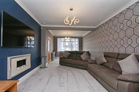 4 bedroom semi-detached house for sale, Fifth Avenue, York