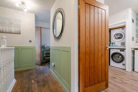 undefined, New Road, Halifax HX4