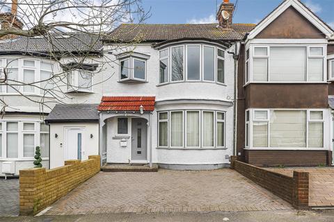 3 bedroom terraced house for sale, Albert Avenue, London E4