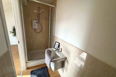 1 bedroom flat to rent, Glenfield Road, Flat 5, Leicester LE3