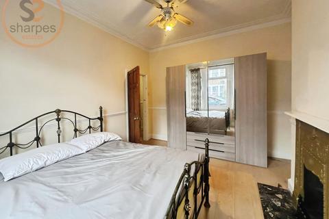 undefined, , Heaton Road, Mitcham, Greater London