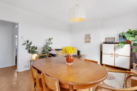 undefined, Lordship Terrace, London, N16