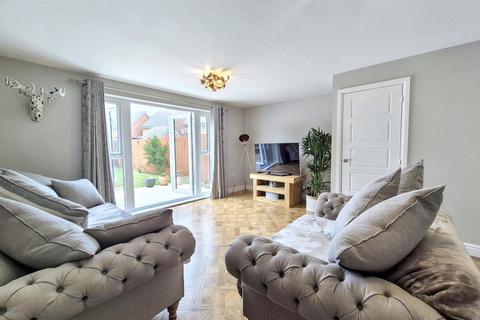 3 bedroom end of terrace house for sale, Penrose Place, Hebburn, Tyne and Wear, NE31 2AY