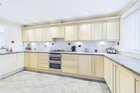 undefined, Quiet living, central Clevedon location