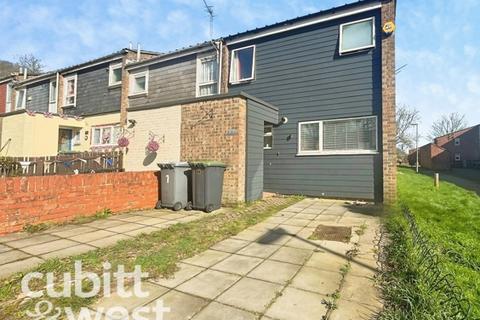 3 bedroom end of terrace house to rent, Kite Close Waterlooville PO8