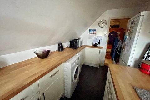 2 bedroom flat to rent, Arlington Road, Eastbourne, East Sussex, BN21