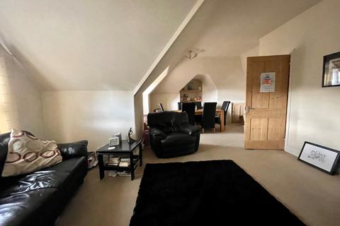 2 bedroom flat to rent, Arlington Road, Eastbourne, East Sussex, BN21