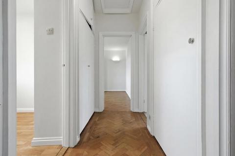 1 bedroom flat for sale, Hemon Hill, Wanstead