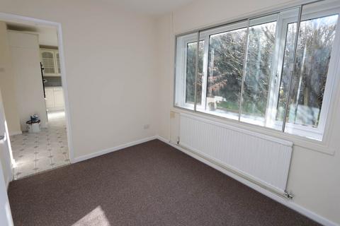 3 bedroom house to rent, Ceri Road, Rhoose, Vale of Glamorgan