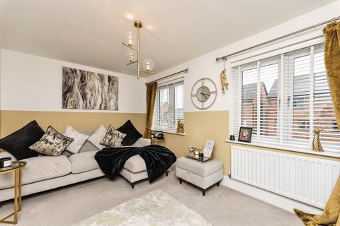 3 bedroom semi-detached house for sale, Knight Street, Pontefract