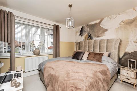 3 bedroom semi-detached house for sale, Knight Street, Pontefract