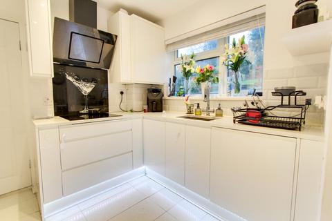 undefined, Holmwood Avenue, South Croydon, CR2