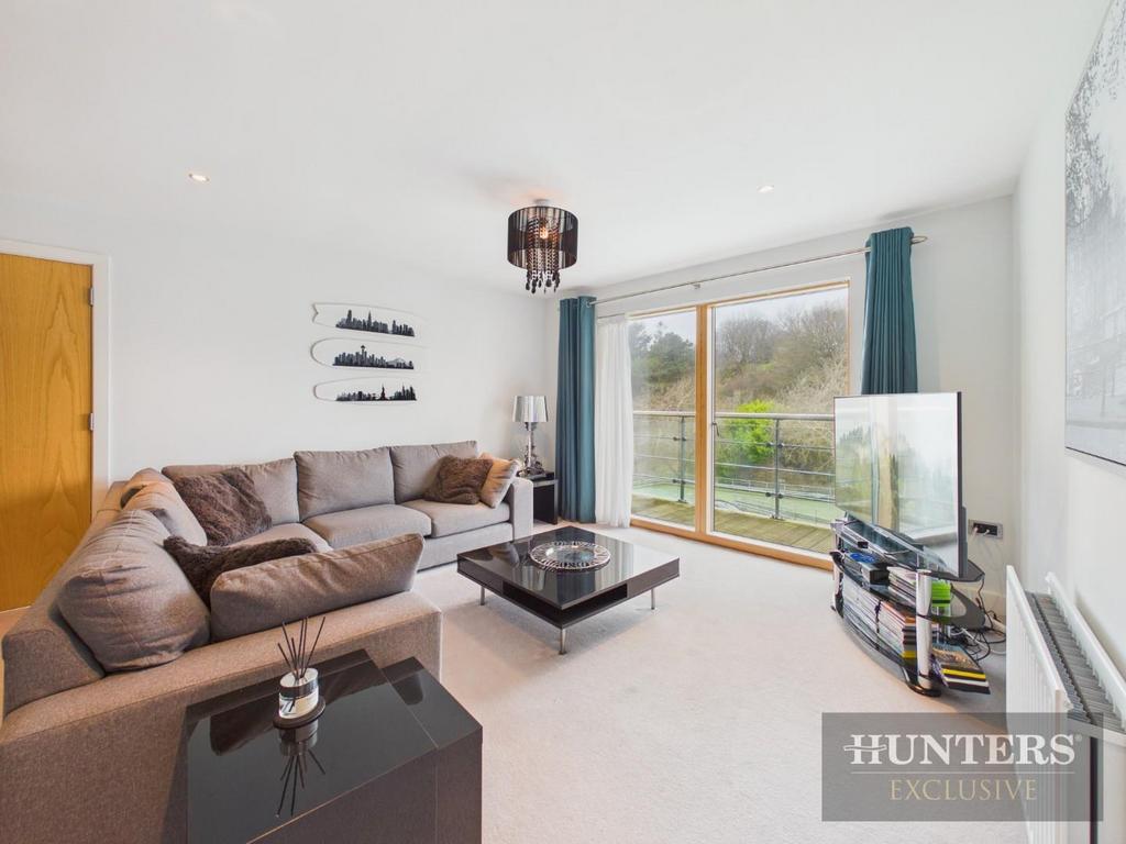 CAM05316 G0-PR0345-STILL004.jpg