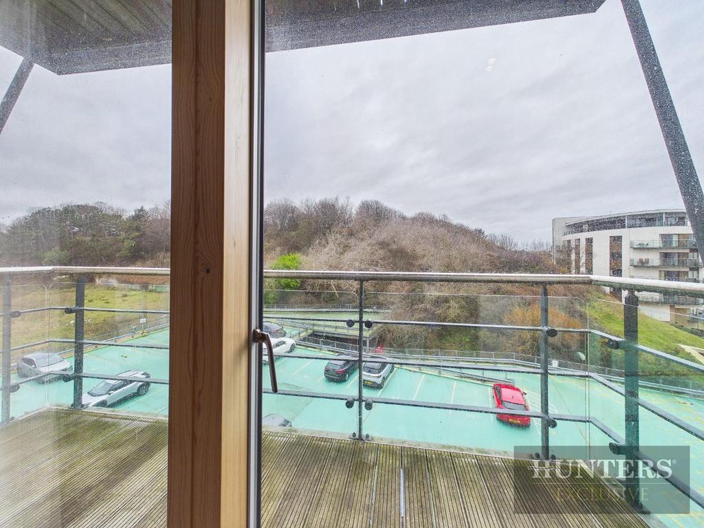 CAM05316 G0-PR0345-STILL006.jpg